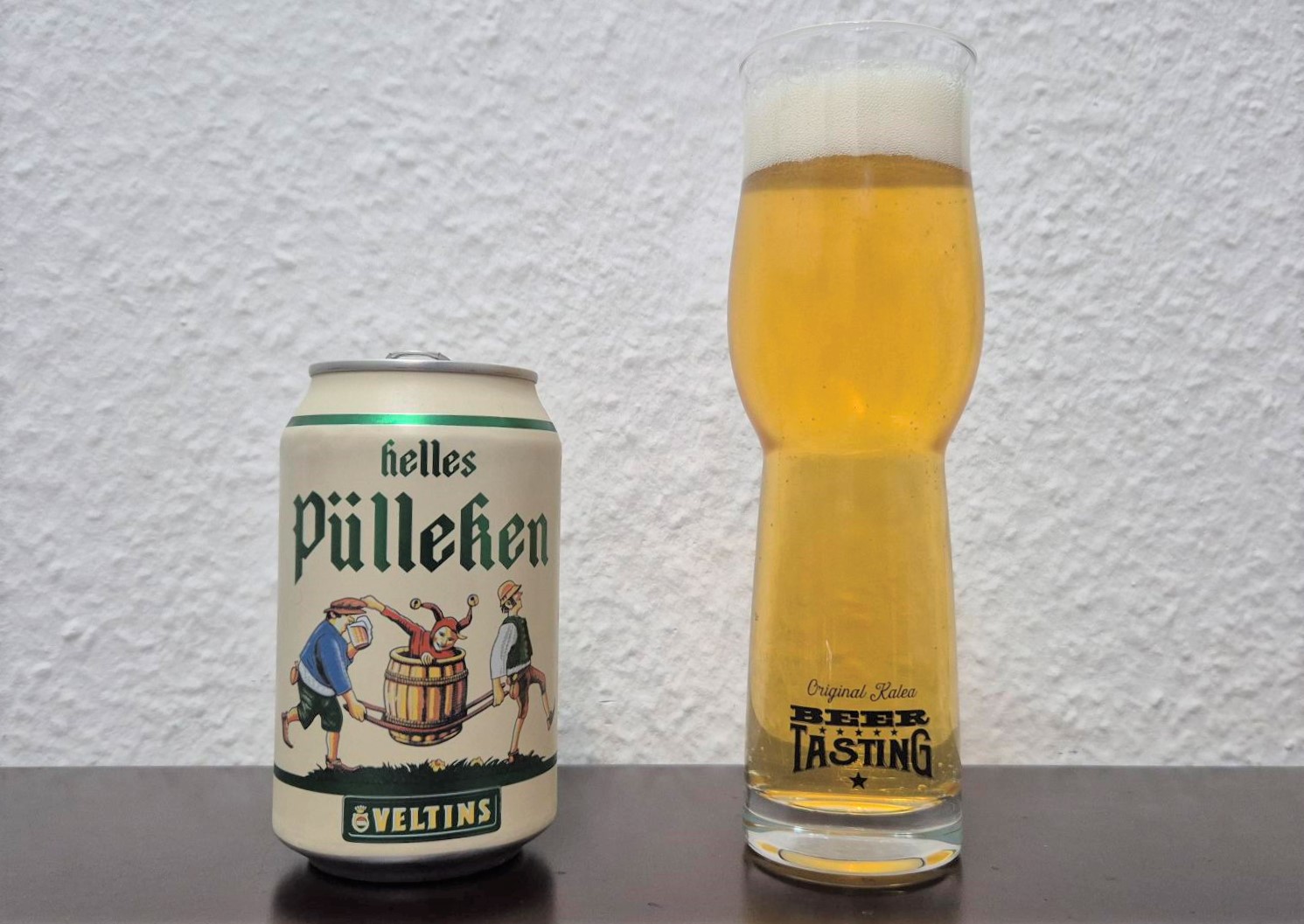 ドイツのスーパーで買える缶ビール】VeltinsのPülleken hellesの